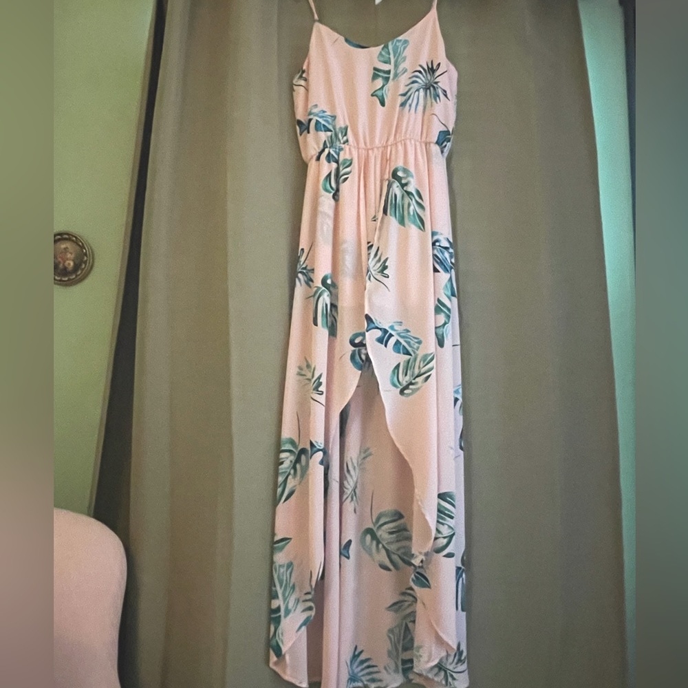 GORGEOUS romper maxi dress, pastel pink with tropical leaf print